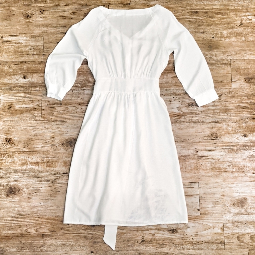 Restocked Lightweight White 100% Linen Dress - Picture 3 of 6